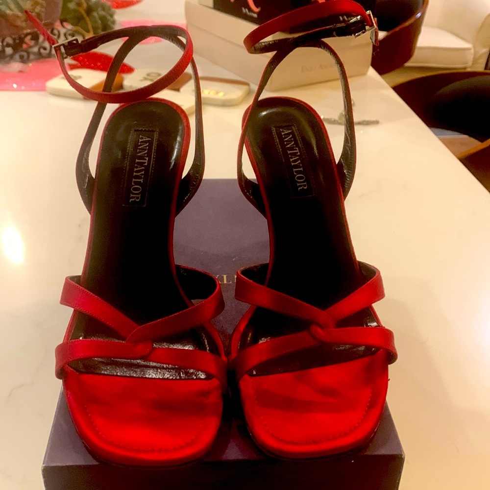Ann Taylor Red Satin Sandel Size 8.5